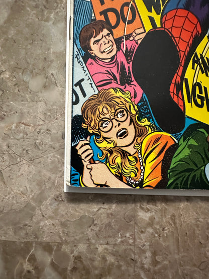 Amazing Spider-Man #68 FN+ 6.5 (1969 Marvel Comics) - White cover