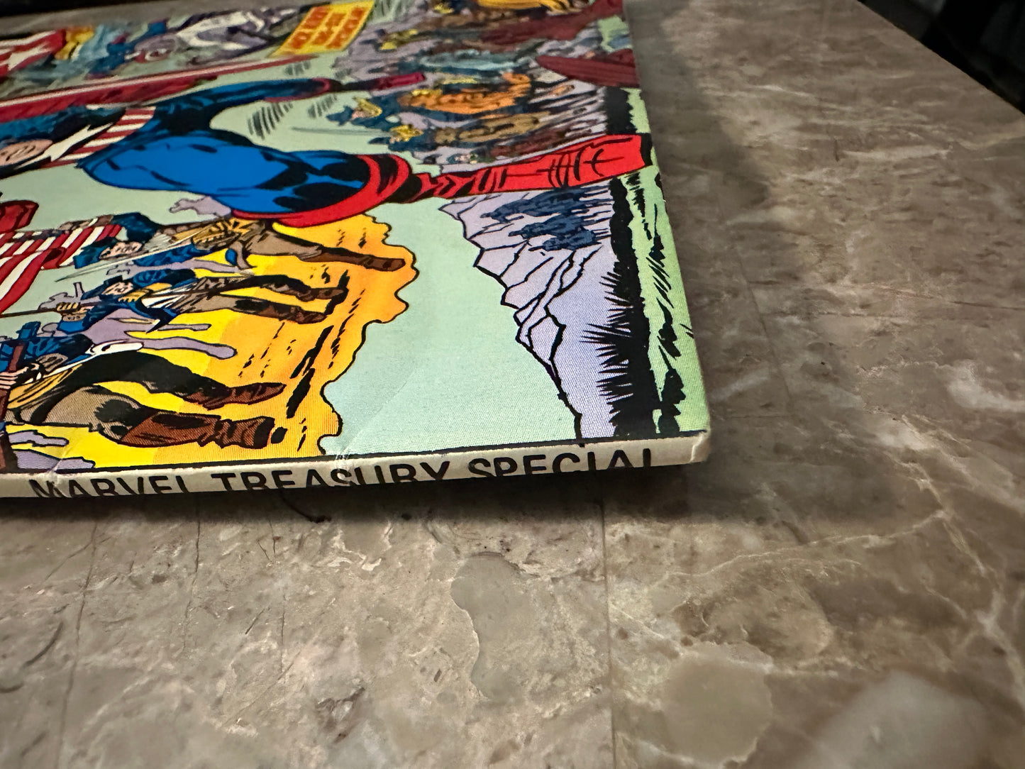 (Copy) Captain America's Bicentennial Battles FN 6.0 (1976 Marvel Treasury) - Unpressed