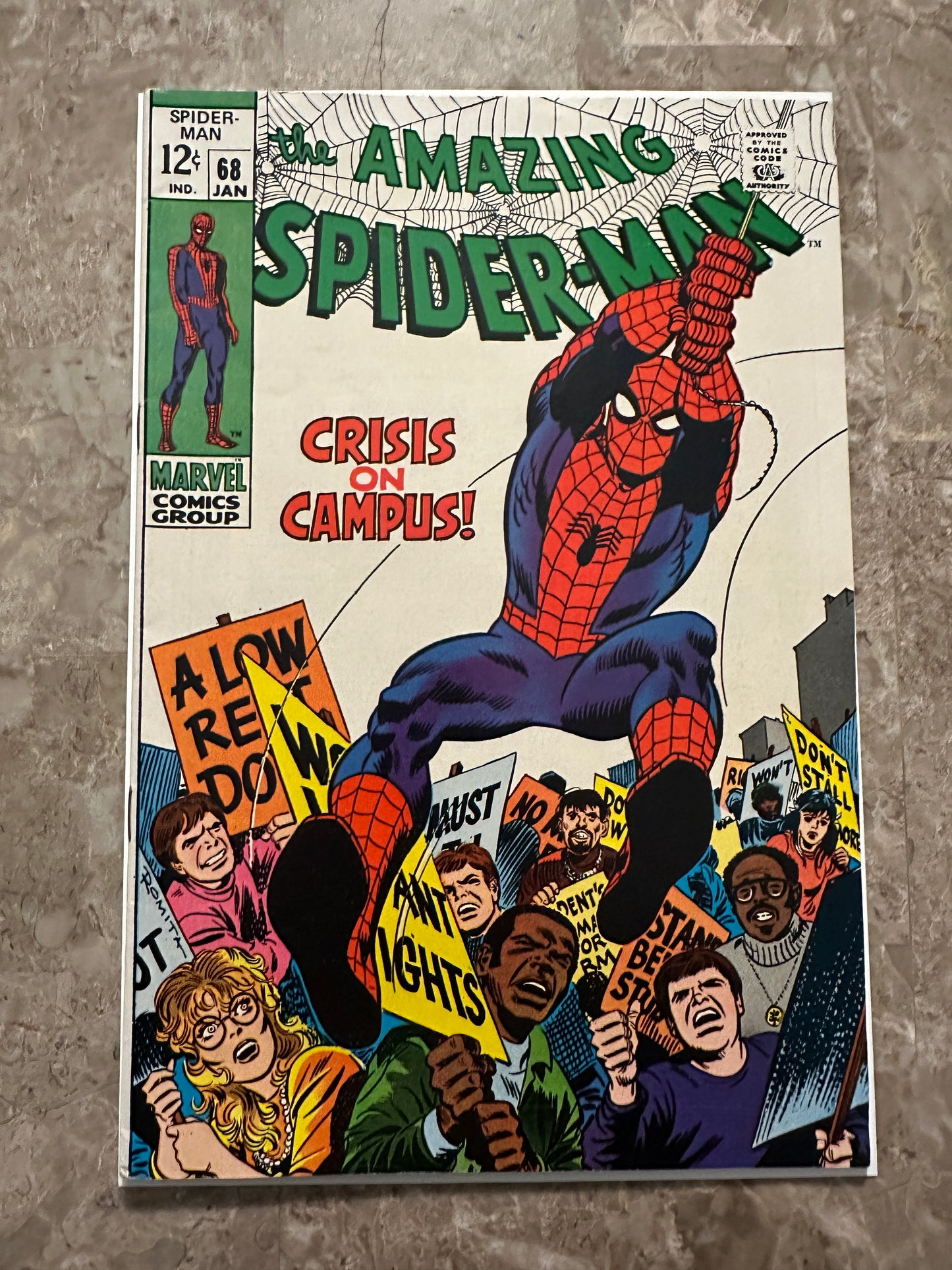 Amazing Spider-Man #68 FN+ 6.5 (1969 Marvel Comics) - White cover