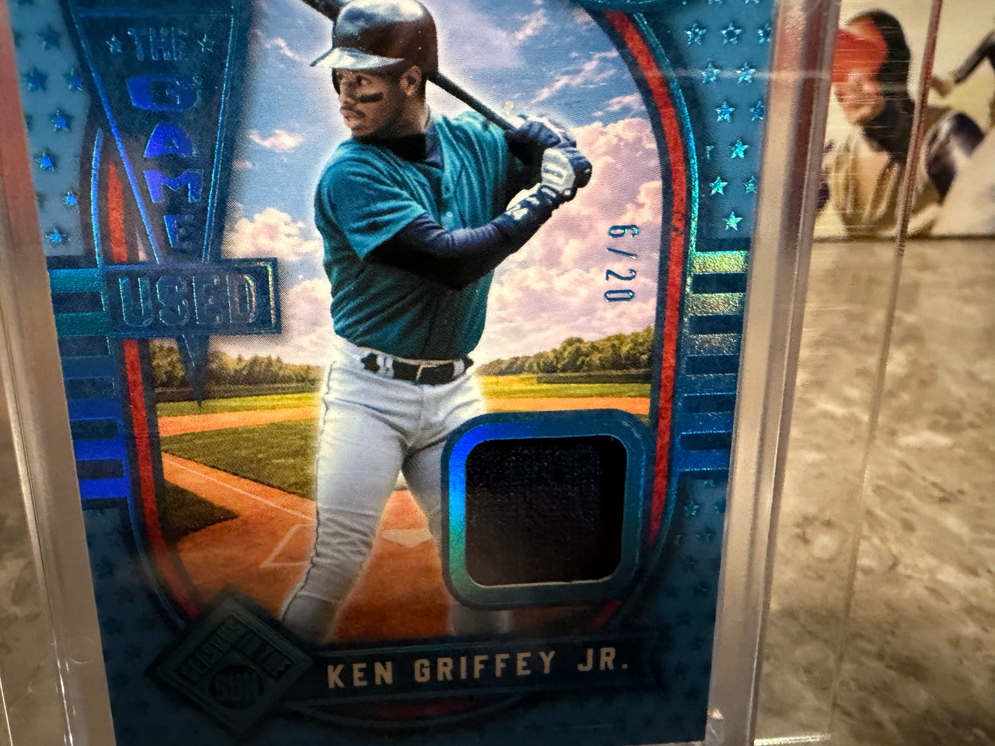Ken Griffey Jr. 2026 Leaf Seasons In the Sun Love of the Game-Used Patch Platinum /20
