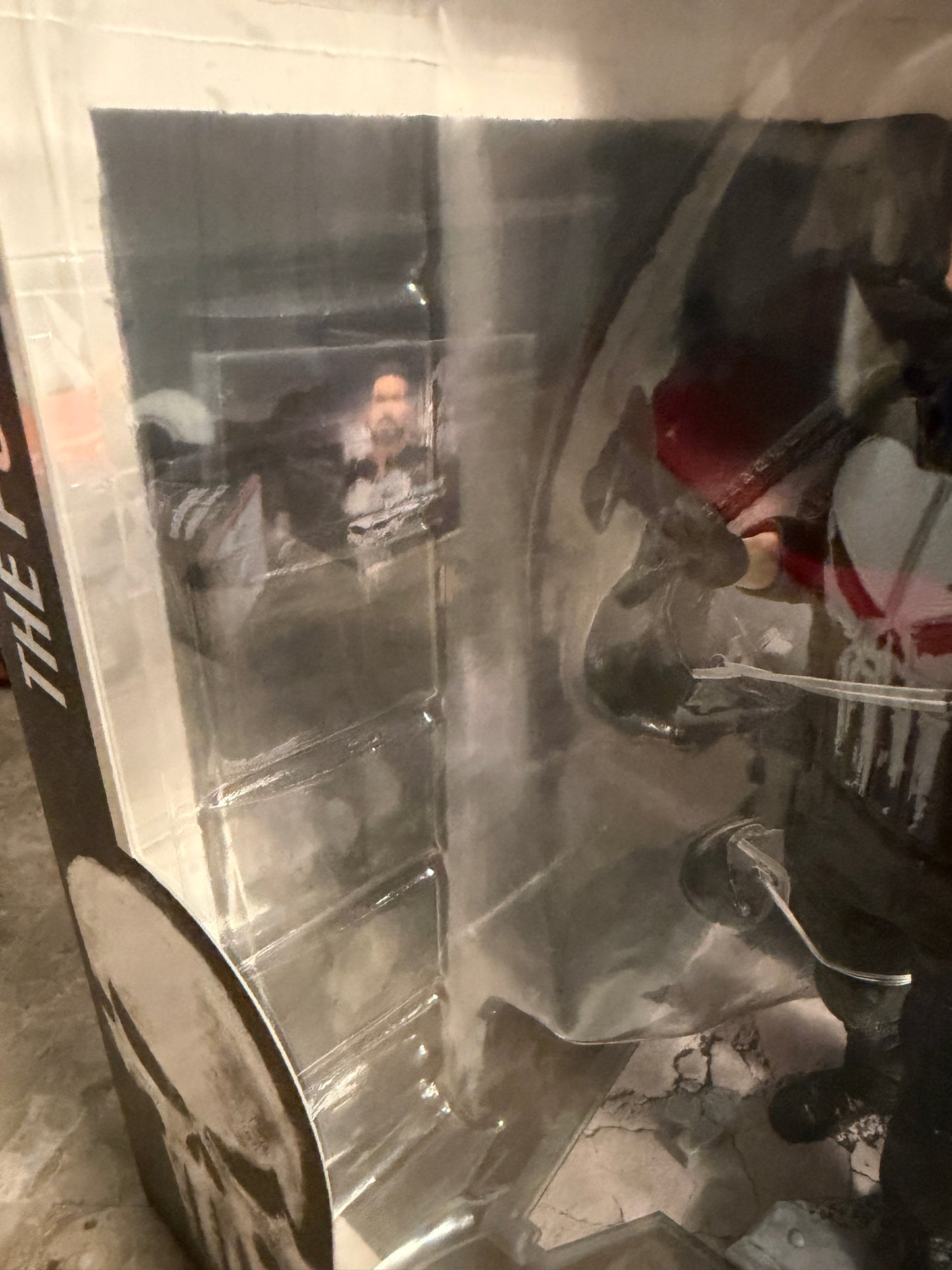 McFarlane Toys Marvel The Punisher 1:10 Scale Posed Statue Figure Box
