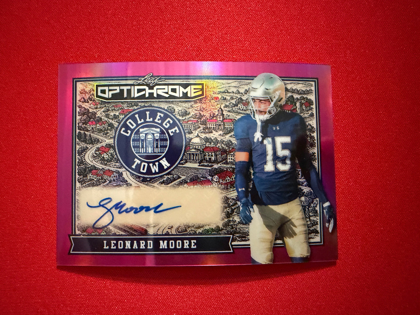 Leonard Moore 2026 Leaf Optichrome Football College Town Auto Pink /6