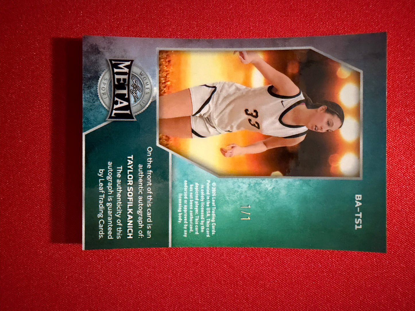 Taylor Sofilkanich 2026 Leaf Women of Sport Base Auto Gold Prismatic 1/1