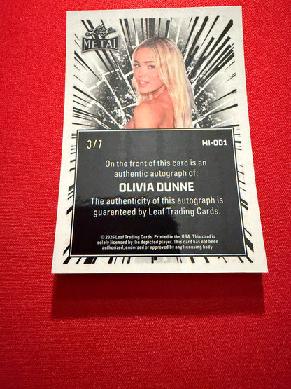 Livvy Dunne 2026 Leaf Women Of Sport Metal Inscriptions Auto Heart On-Card /7