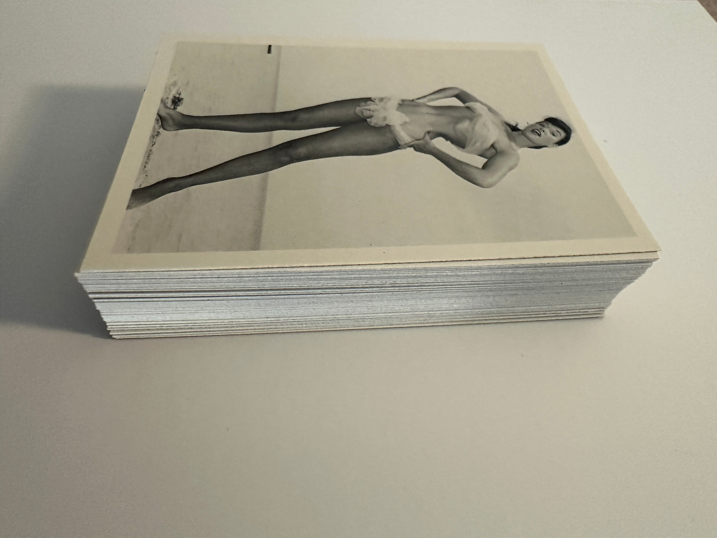 Bettie Page Queen of Curves Full Trading Card Set #1-50 (1996 21st Century)