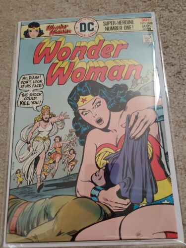 Wonder Woman #223 (DC Comics 1976) VF Bronze age