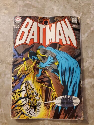 Batman #221 (1970 DC Comics) - Bronze Age - Low Grade