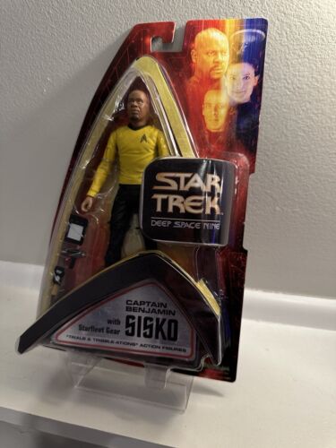 Art Asylum: Star Trek Deep Space Nine Sisko Action Figure