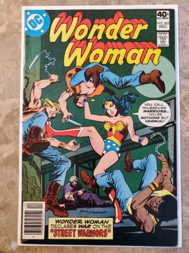 Vintage Wonder Woman #262 (DC Comics 1979) - VF+