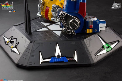 🦁 Voltron 40th Anniversary Gift Set with Light-Up Sound Base