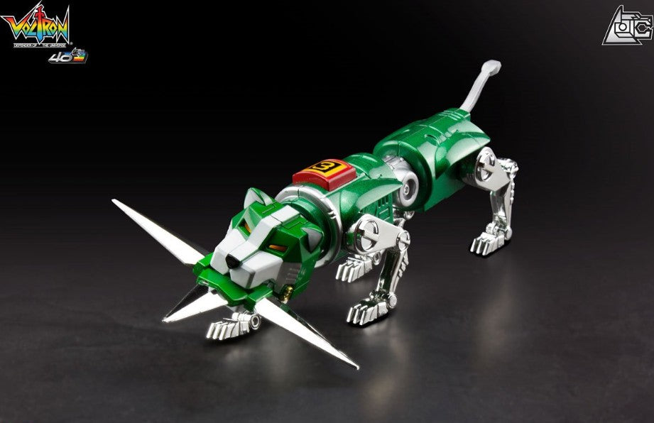🦁 Voltron 40th Anniversary Gift Set with Light-Up Sound Base