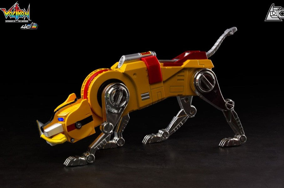 🦁 Voltron 40th Anniversary Gift Set with Light-Up Sound Base