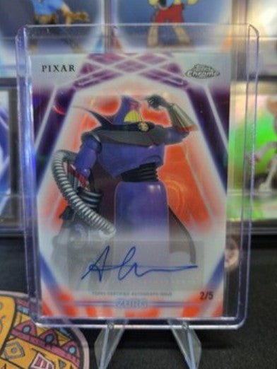 (2026/04/22) Zurg Auto /5 2026 Topps Disney Neon